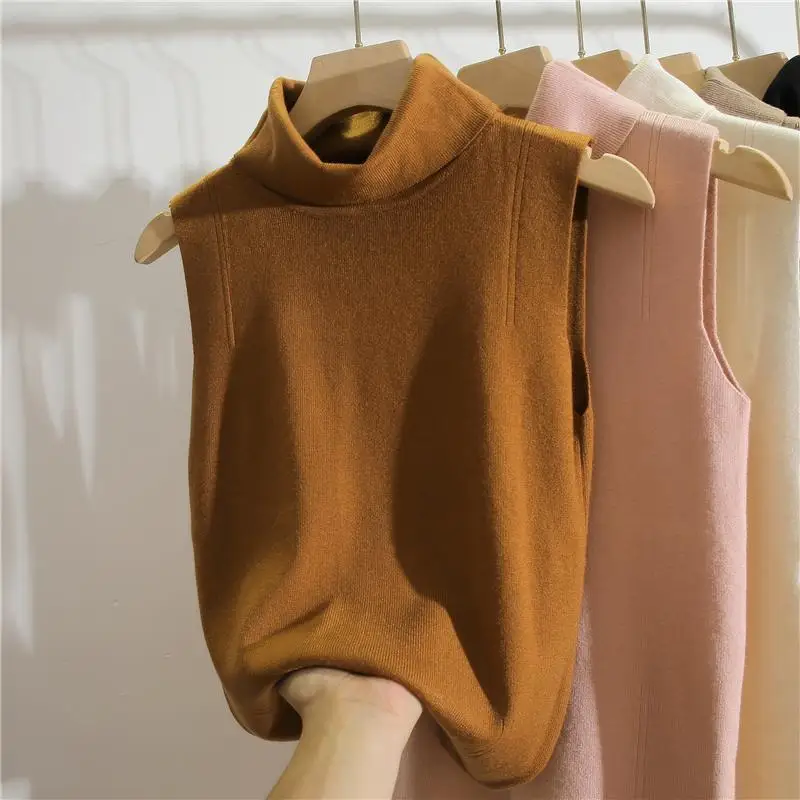 Водолазка без рукавов, облегаю – обзор и цена Winter Clothing Essential