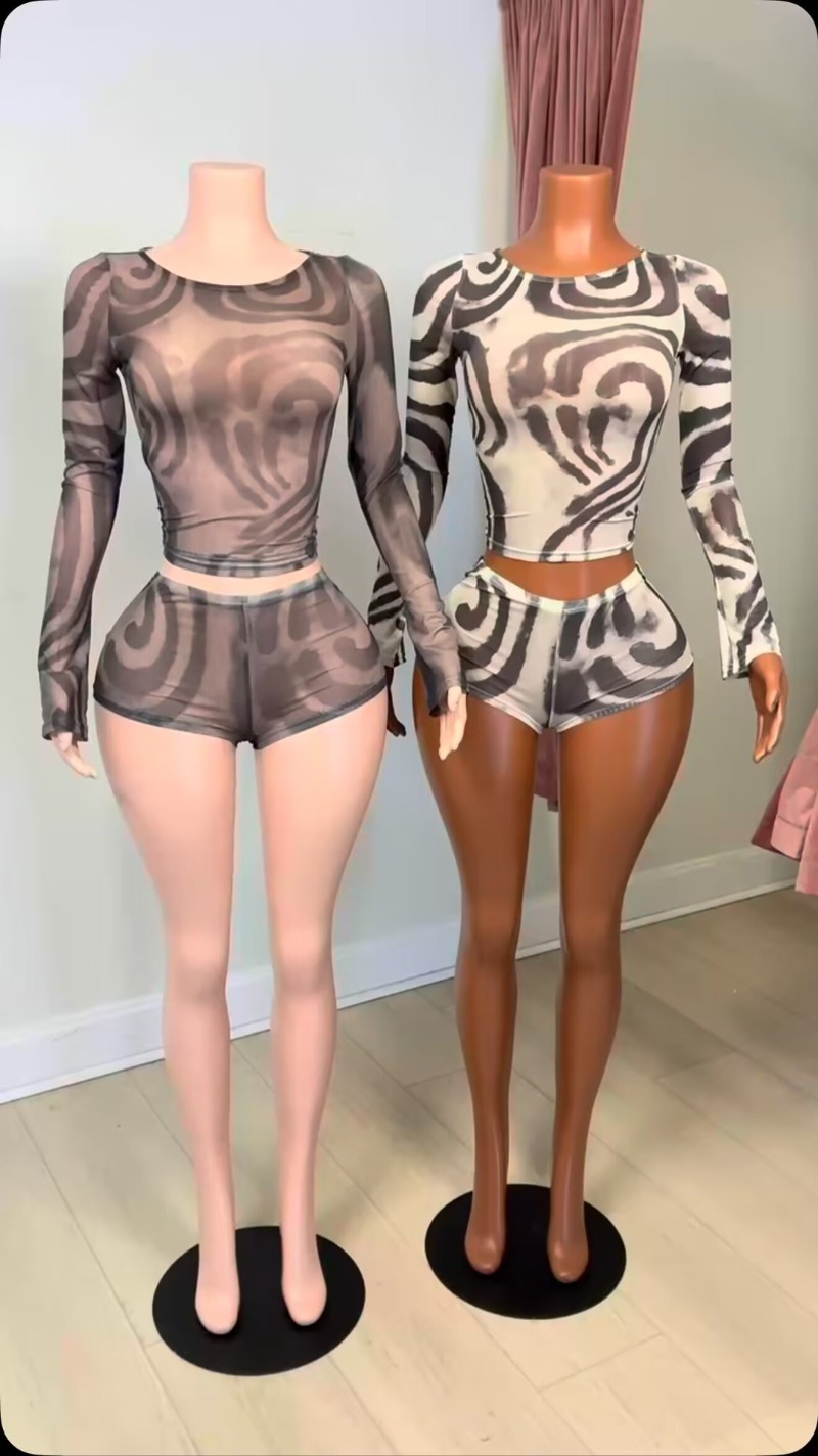 Комплекты полосатых шорт Doyer – обзор и цена Winter Clothing Matching